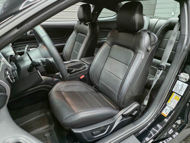 Used 2022 Ford Mustang GT Premium w/ Equipment Group 401A RWD image 12