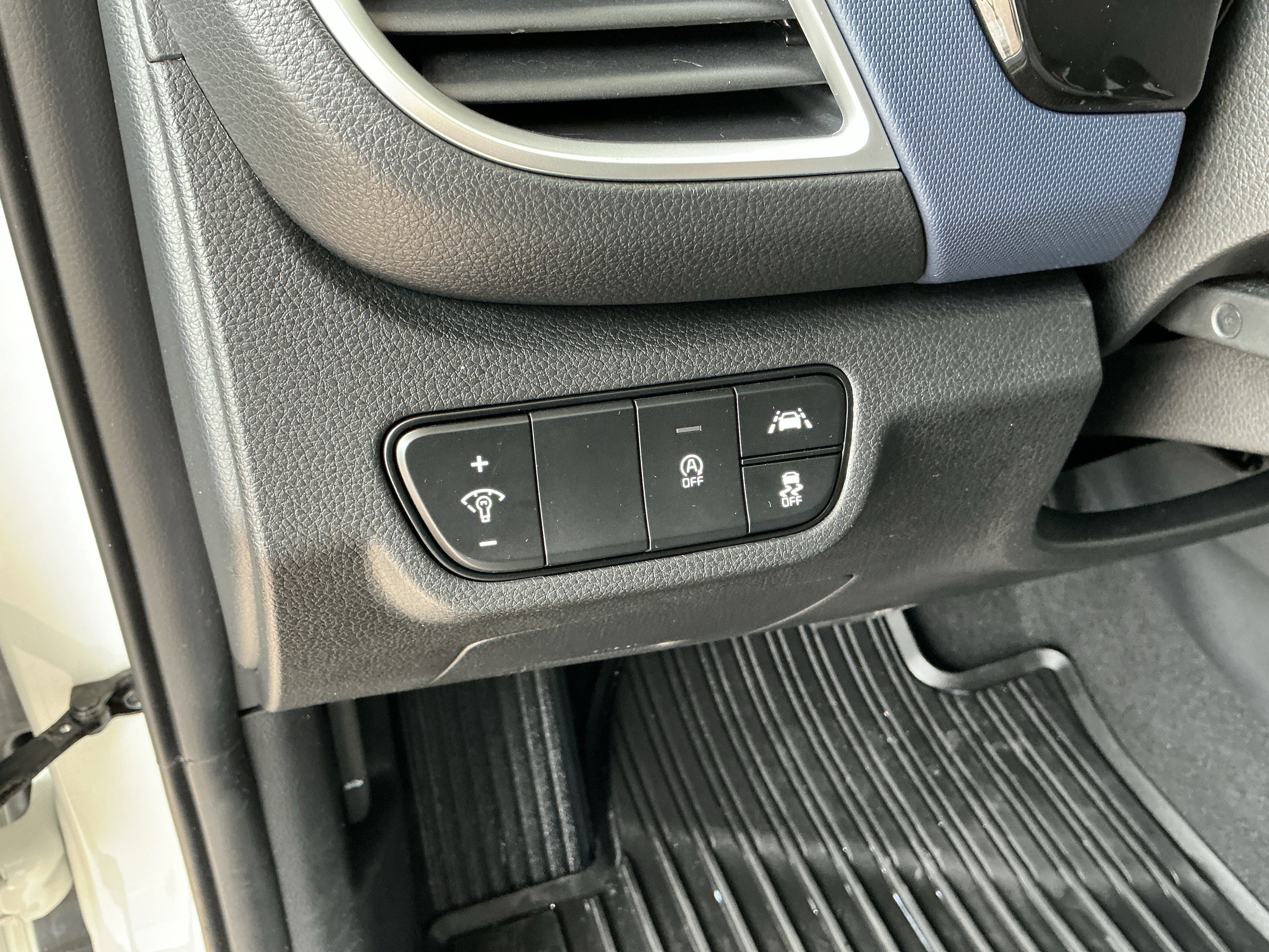 Used 2023 Kia Seltos S w/ Navigation Package image 26