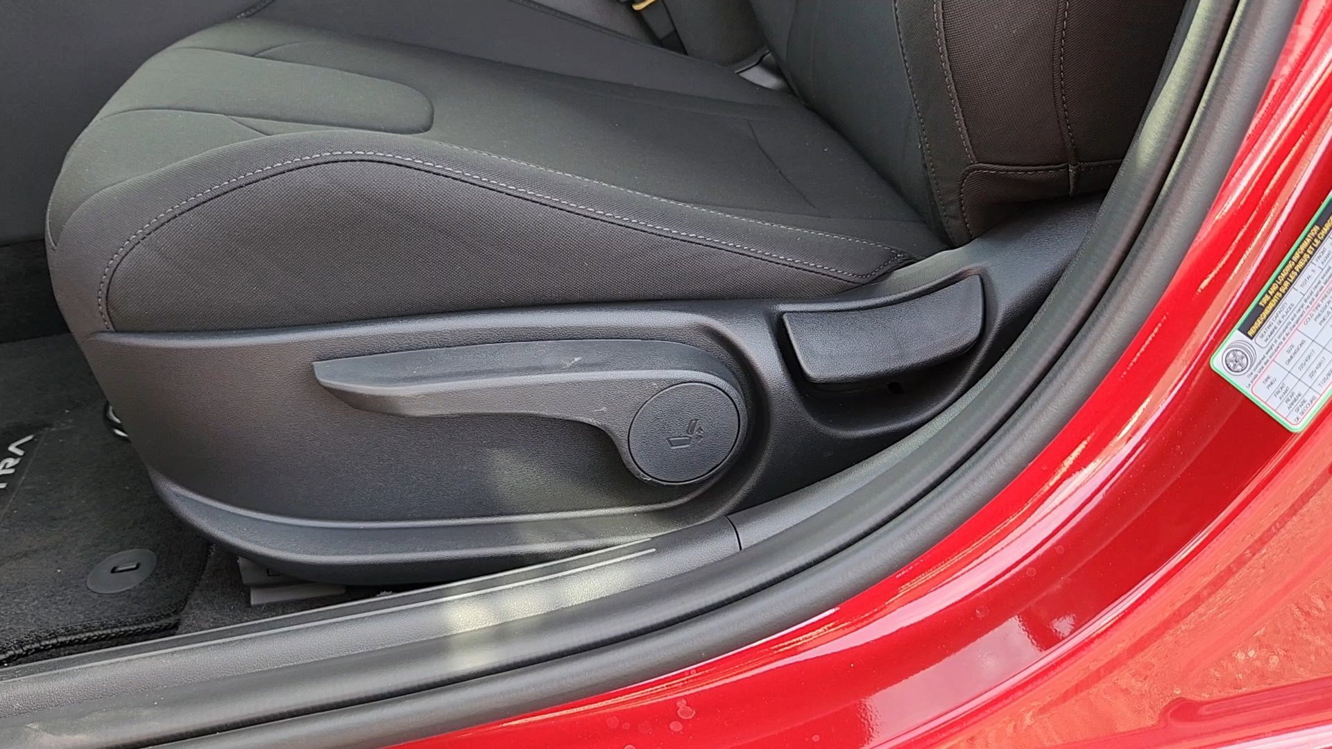 New 2026 Hyundai Elantra SEL Sport Premium image 8