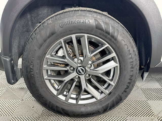 Used 2022 Nissan Rogue S AWD/4WD image 30