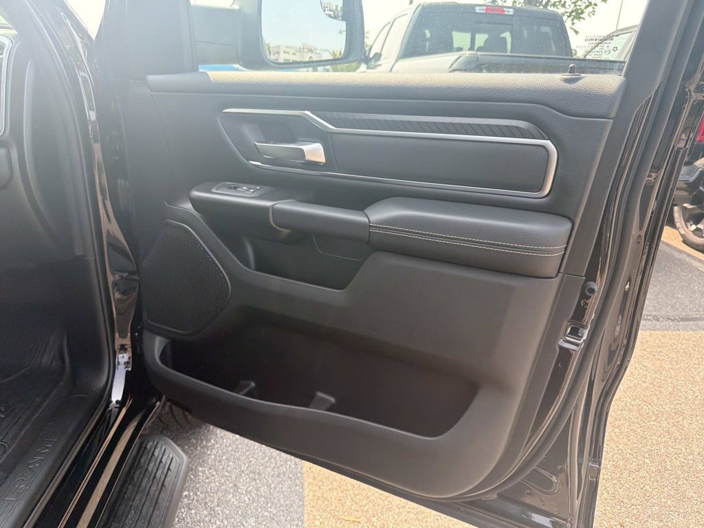 New 2026 RAM 1500 Big Horn AWD/4WD image 24