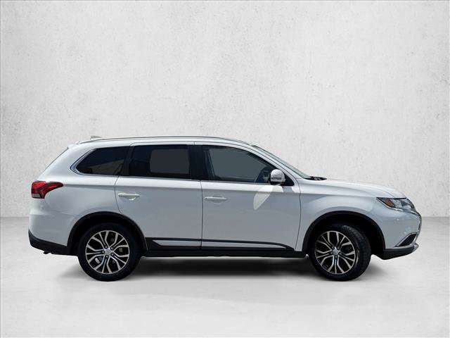 Used 2017 Mitsubishi Outlander SEL FWD image 4