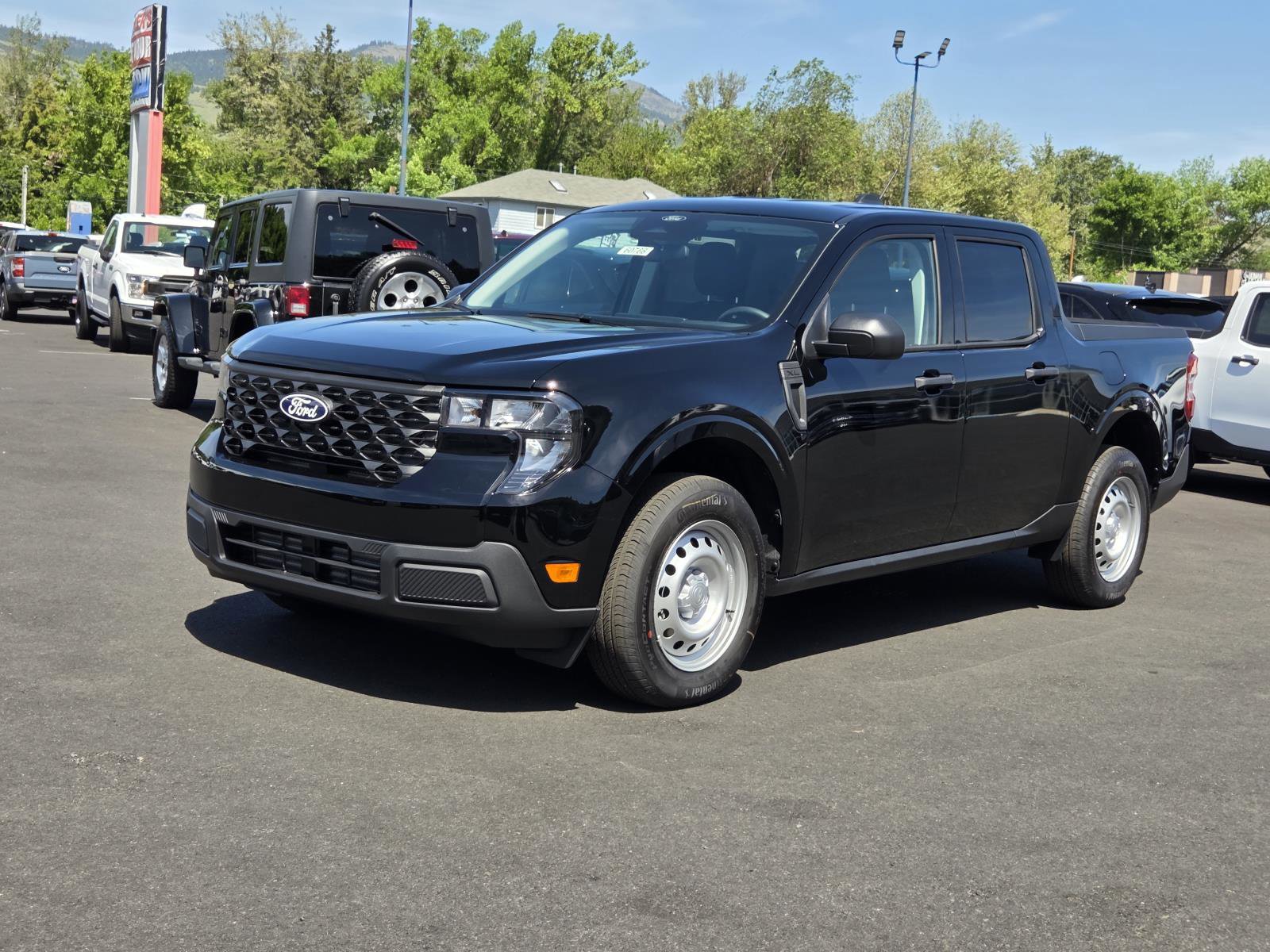 New 2026 Ford Maverick XL AWD/4WD image 1