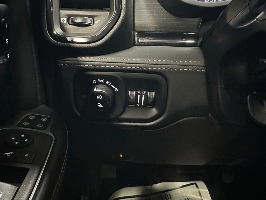 Used 2024 RAM 2500 Limited image 17