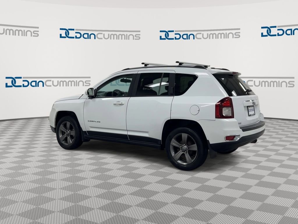 Used 2016 Jeep Compass Latitude image 6