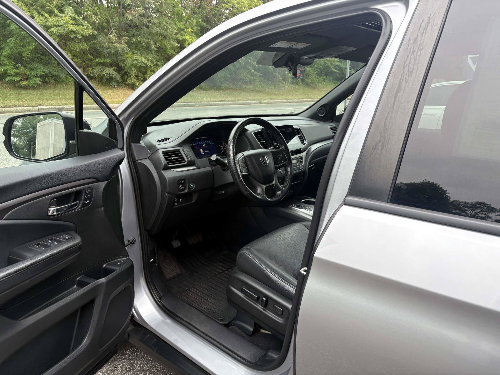 Used 2019 Honda Passport EX-L image 12