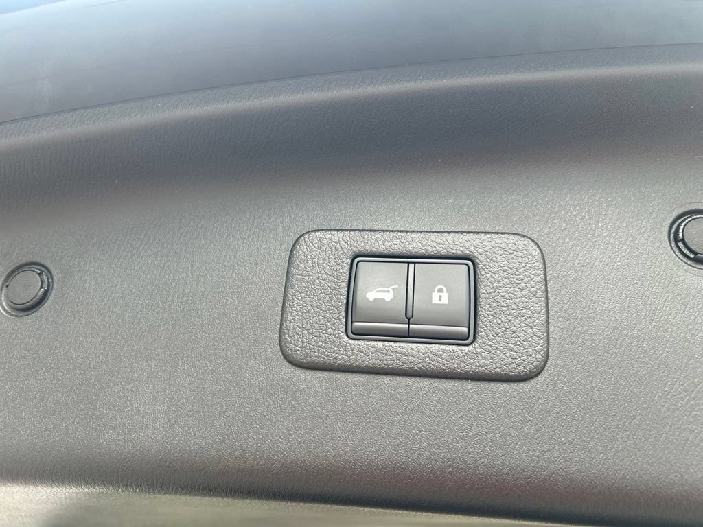 Certified 2024 Nissan Armada SL w/ Captain's Chairs Package RWD image 30