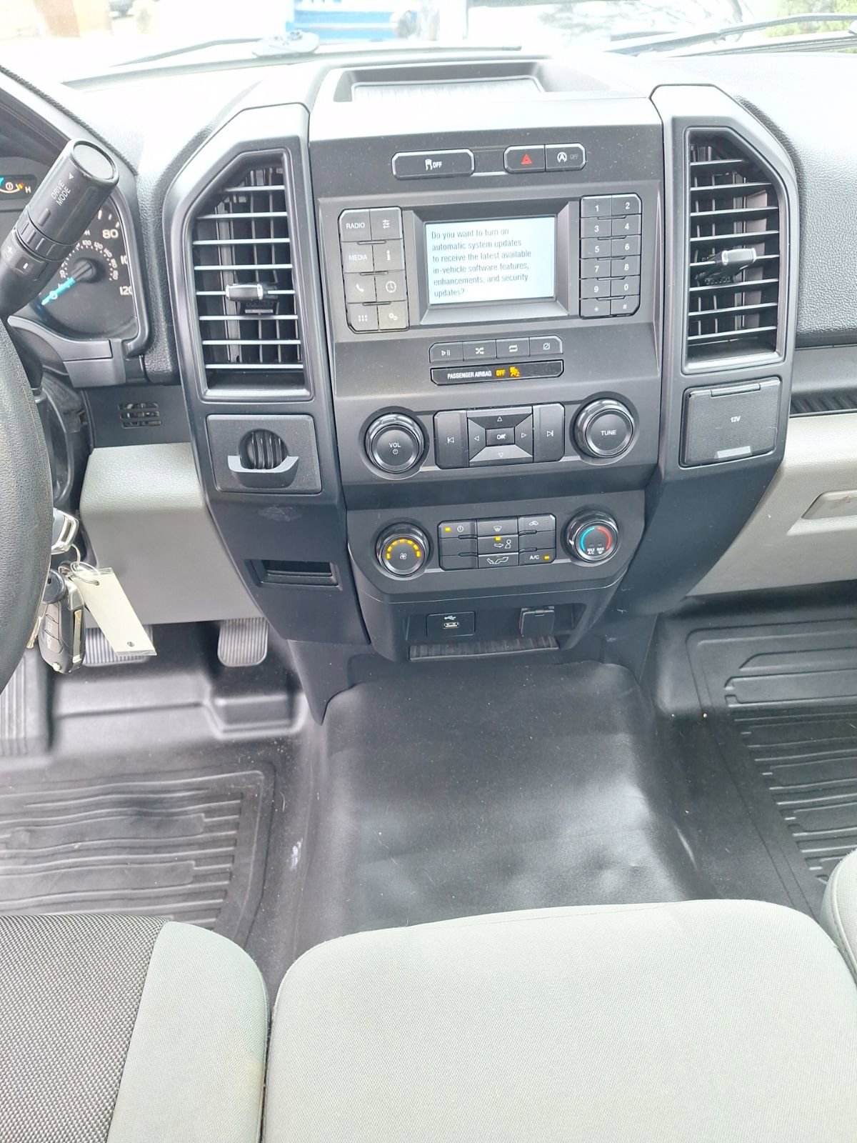 Used 2020 Ford F150 XL w/ Equipment Group 101A Mid image 13