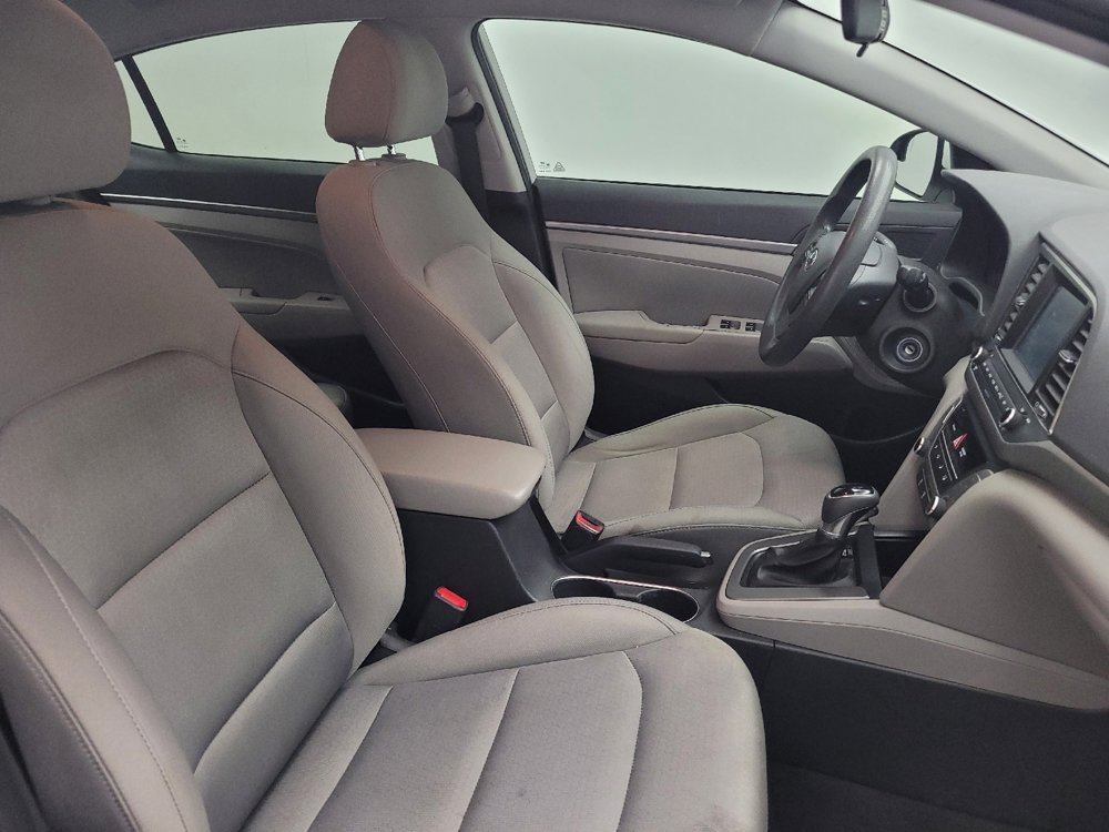 Used 2017 Hyundai Elantra SE image 21