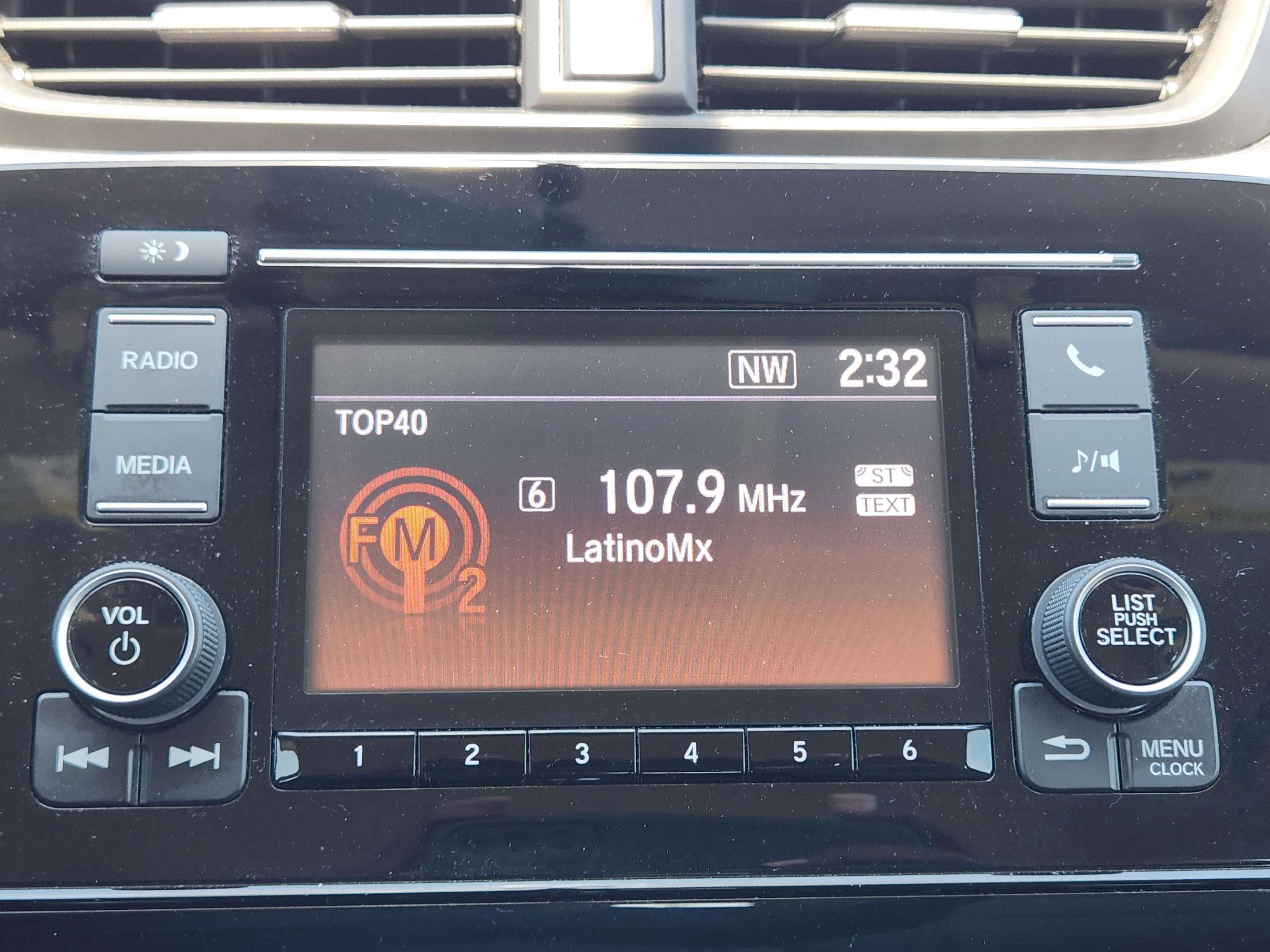 Used 2017 Honda CR-V LX image 17