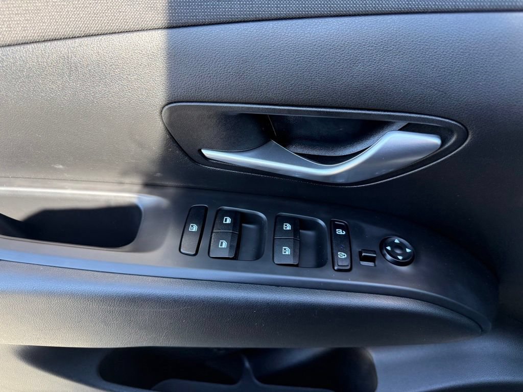 Used 2023 Hyundai Tucson SEL w/ Convenience Package AWD/4WD image 13
