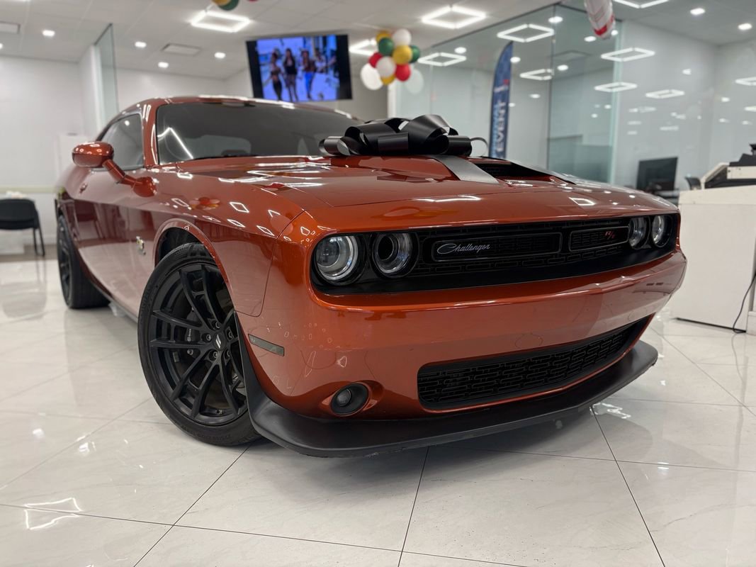 Used 2020 Dodge Challenger R/T Scat Pack image 3
