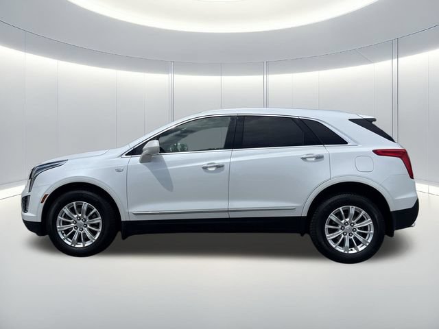 Used 2019 Cadillac XT5 FWD image 2