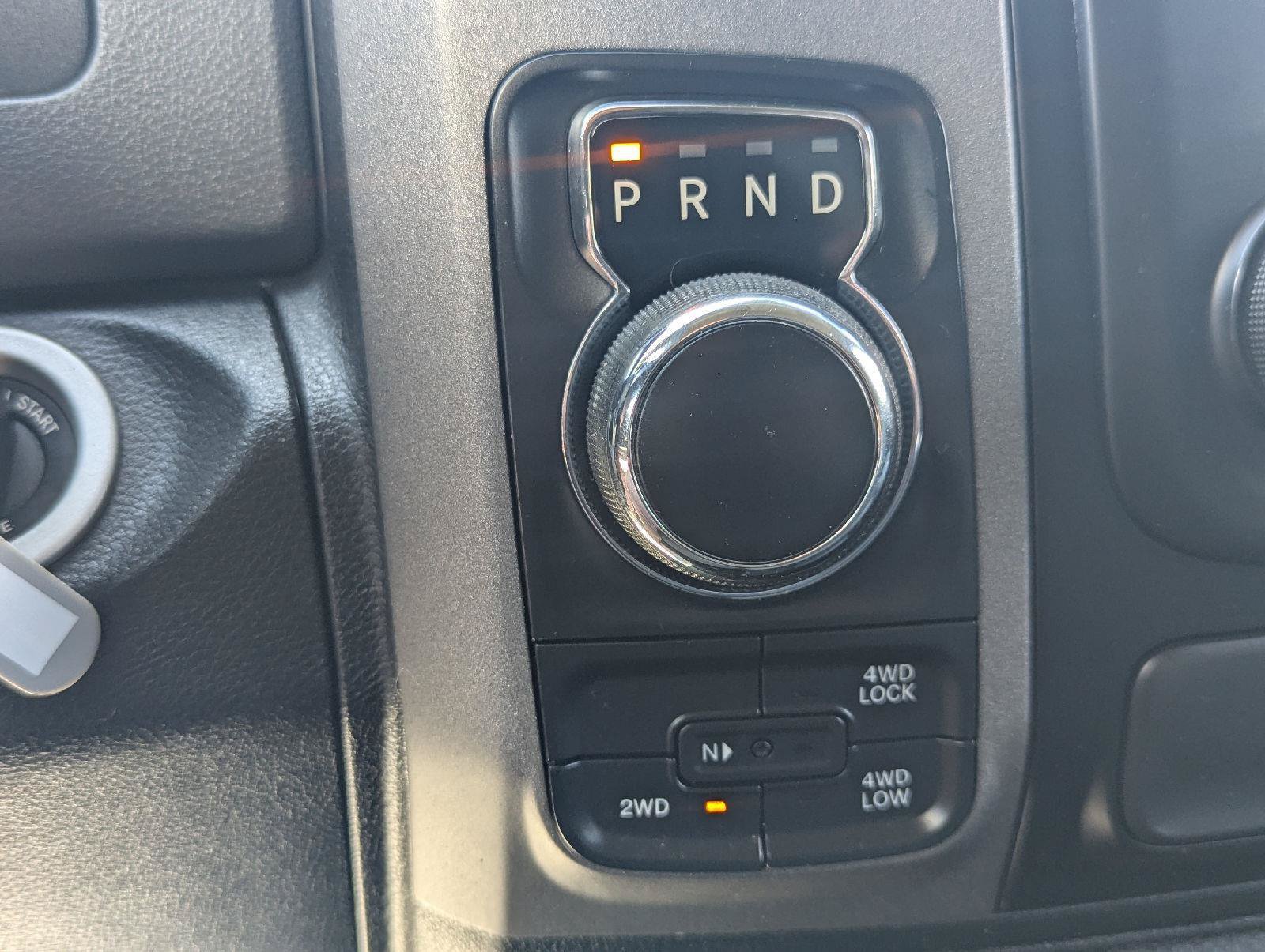 Used 2017 RAM 1500 Express AWD/4WD image 4