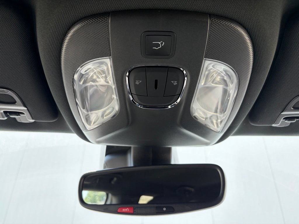 New 2026 Jeep Compass Latitude AWD/4WD image 34