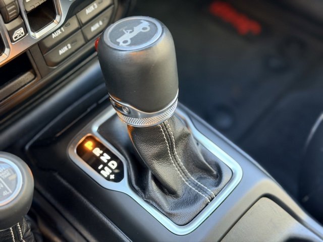 Used 2019 Jeep Wrangler Unlimited Sahara image 17