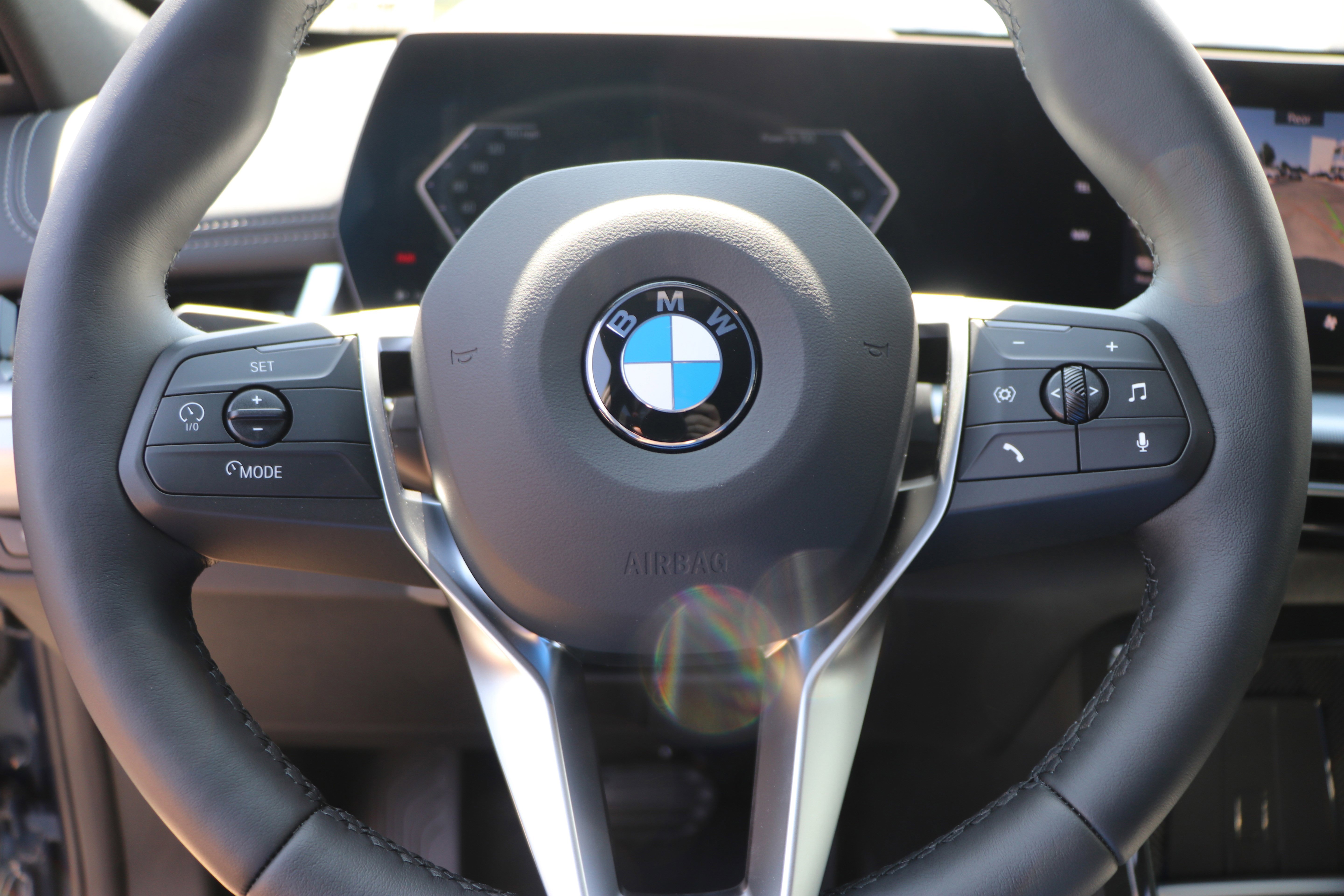 Certified 2025 BMW X1 xDrive28i w/ Premium Package AWD/4WD image 17