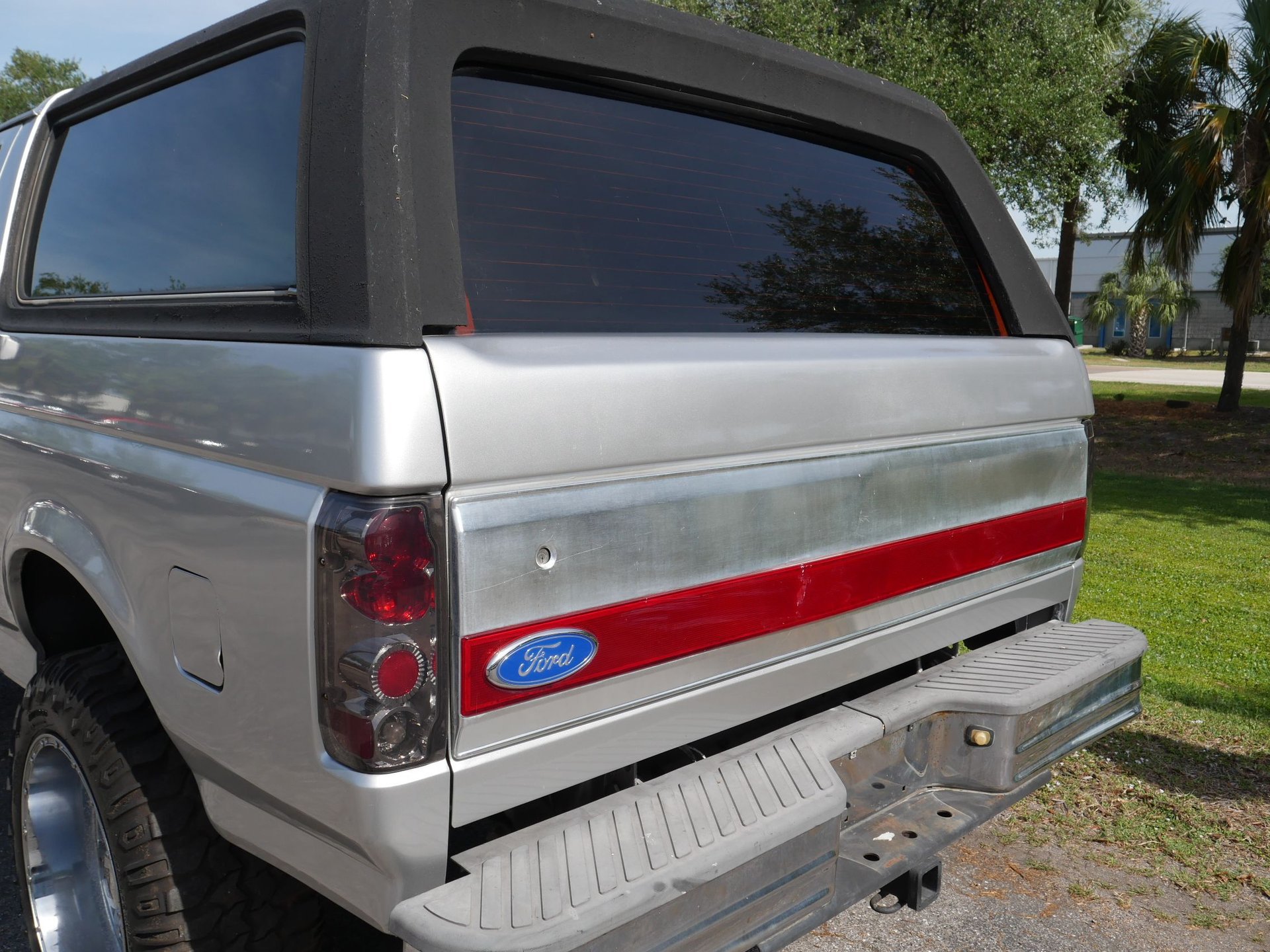 Used 1990 Ford Bronco AWD/4WD image 24