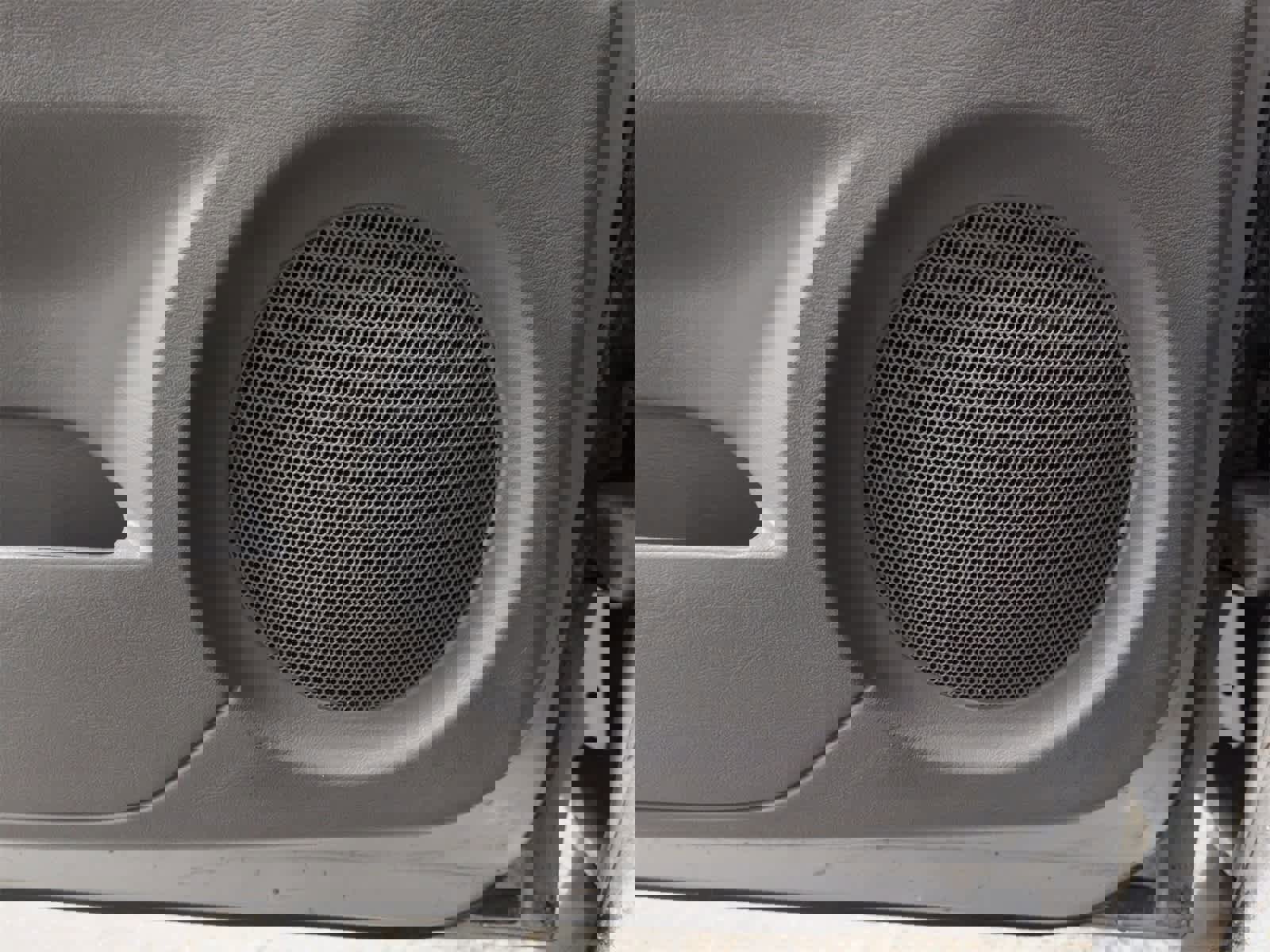 Used 2005 Mercury Sable LS image 28