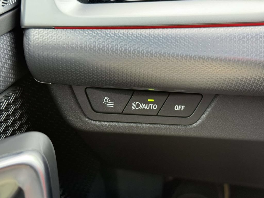 Used 2025 BMW X1 M35i w/ Shadowloine Package AWD/4WD image 21