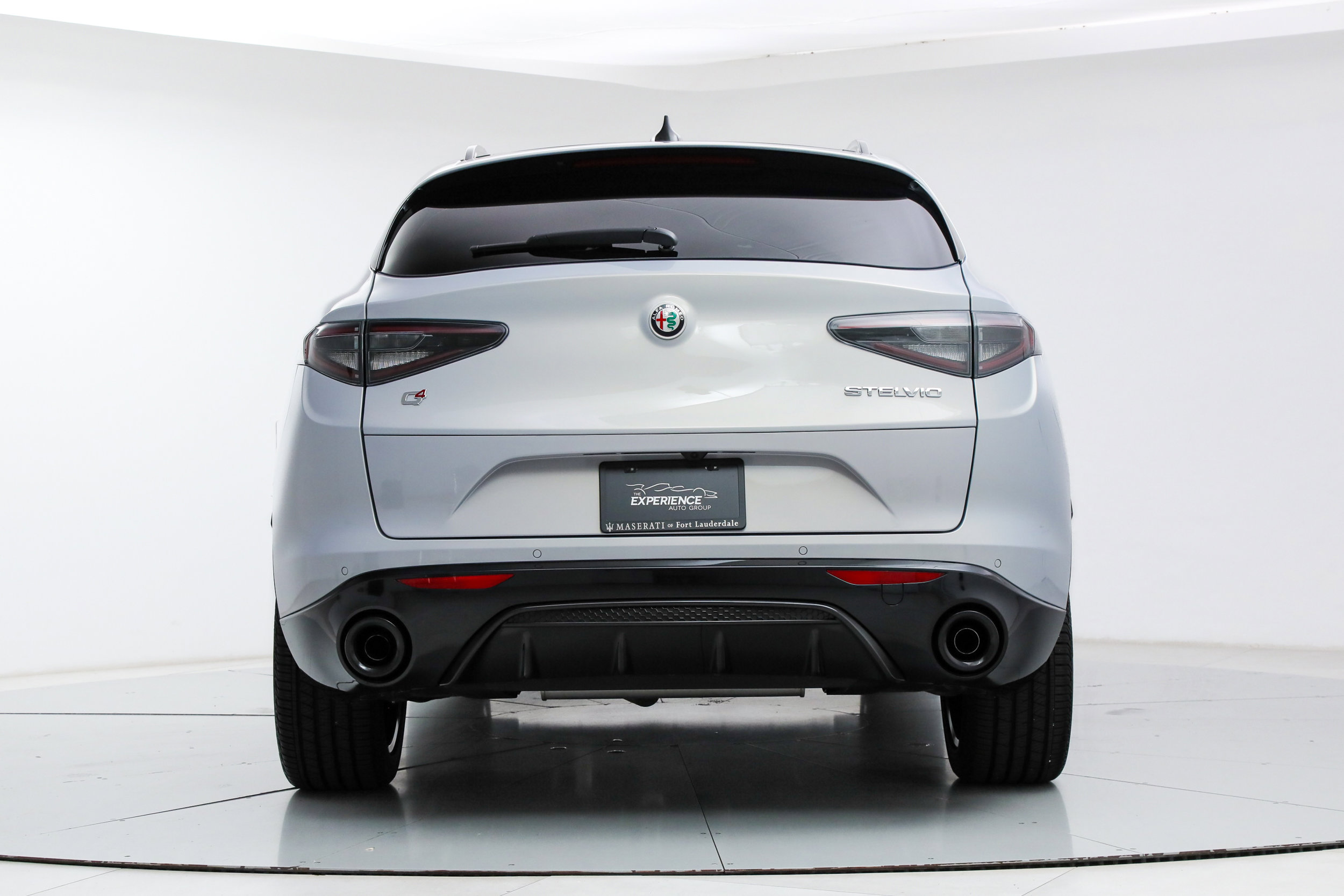 New 2026 Alfa Romeo Stelvio Sprint w/ Convenience Package AWD/4WD image 4