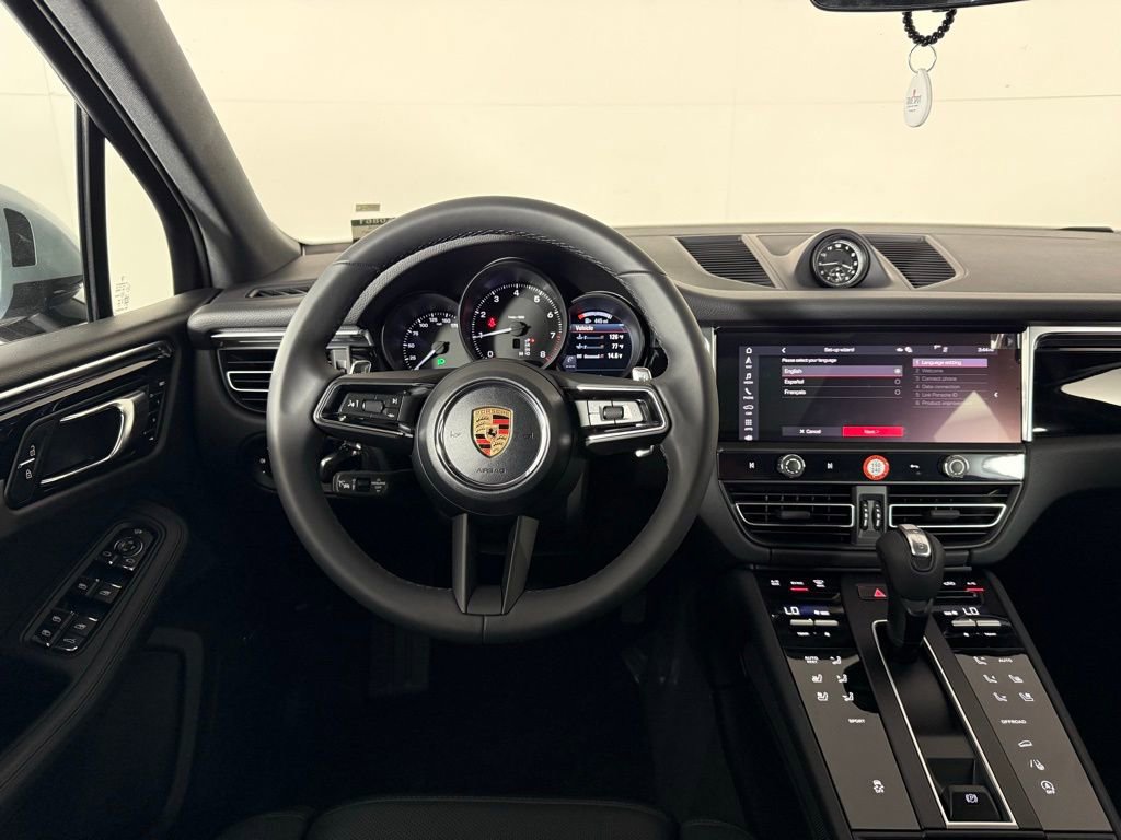 New 2026 Porsche Macan image 22