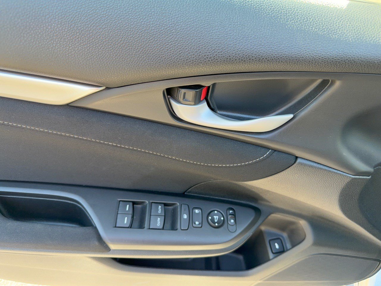 Certified 2018 Honda Civic EX-T image 14