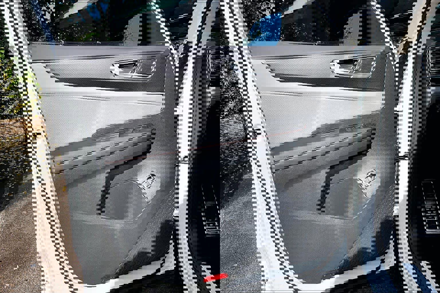 New 2026 Volkswagen Atlas Peak Edition image 10