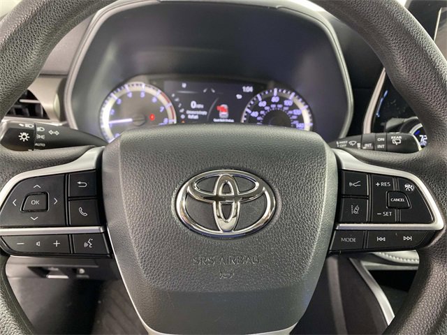 Used 2023 Toyota Highlander L image 14