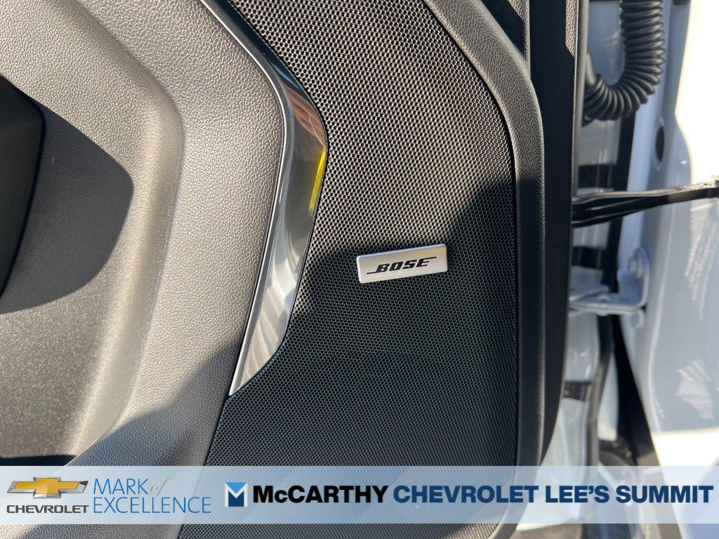 New 2026 Chevrolet Suburban Premier image 26