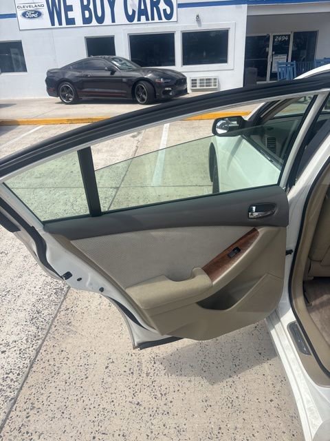 Used 2009 Nissan Altima 2.5 SL w/ Convenience Plus Pkg FWD image 15