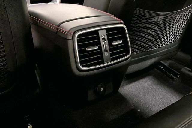 Used 2019 Genesis G70 3.3T Dynamic image 24