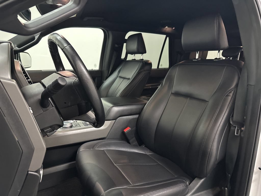 Used 2021 Ford Expedition Max XLT AWD/4WD image 24