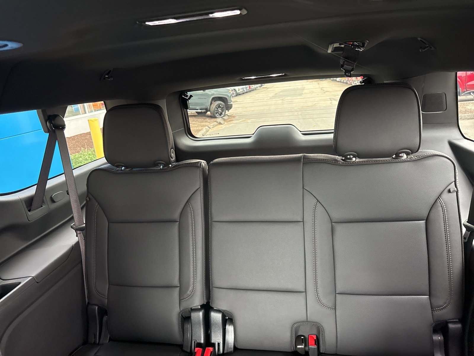 New 2025 Chevrolet Suburban High Country image 14