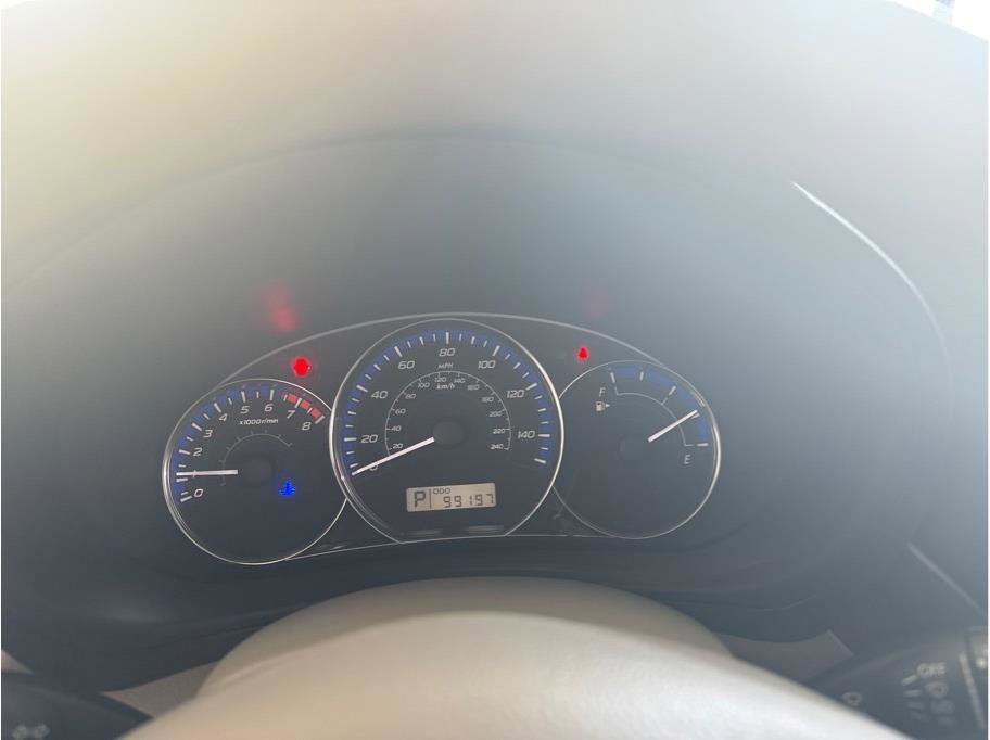 Used 2011 Subaru Forester 2.5X Premium image 12