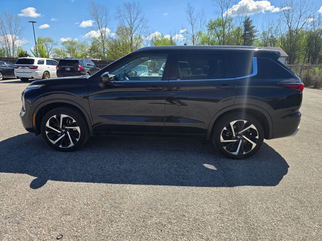 Used 2024 Mitsubishi Outlander SEL image 6