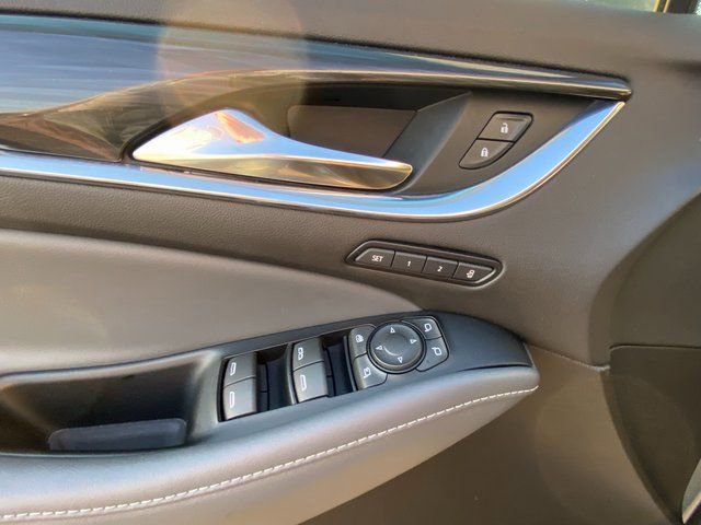 Used 2024 Buick Enclave Premium image 21