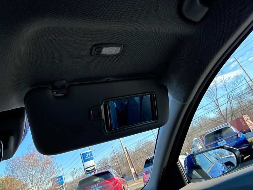 Used 2023 Hyundai Elantra SEL image 35