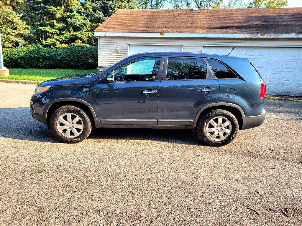 Used 2011 Kia Sorento LX image 6
