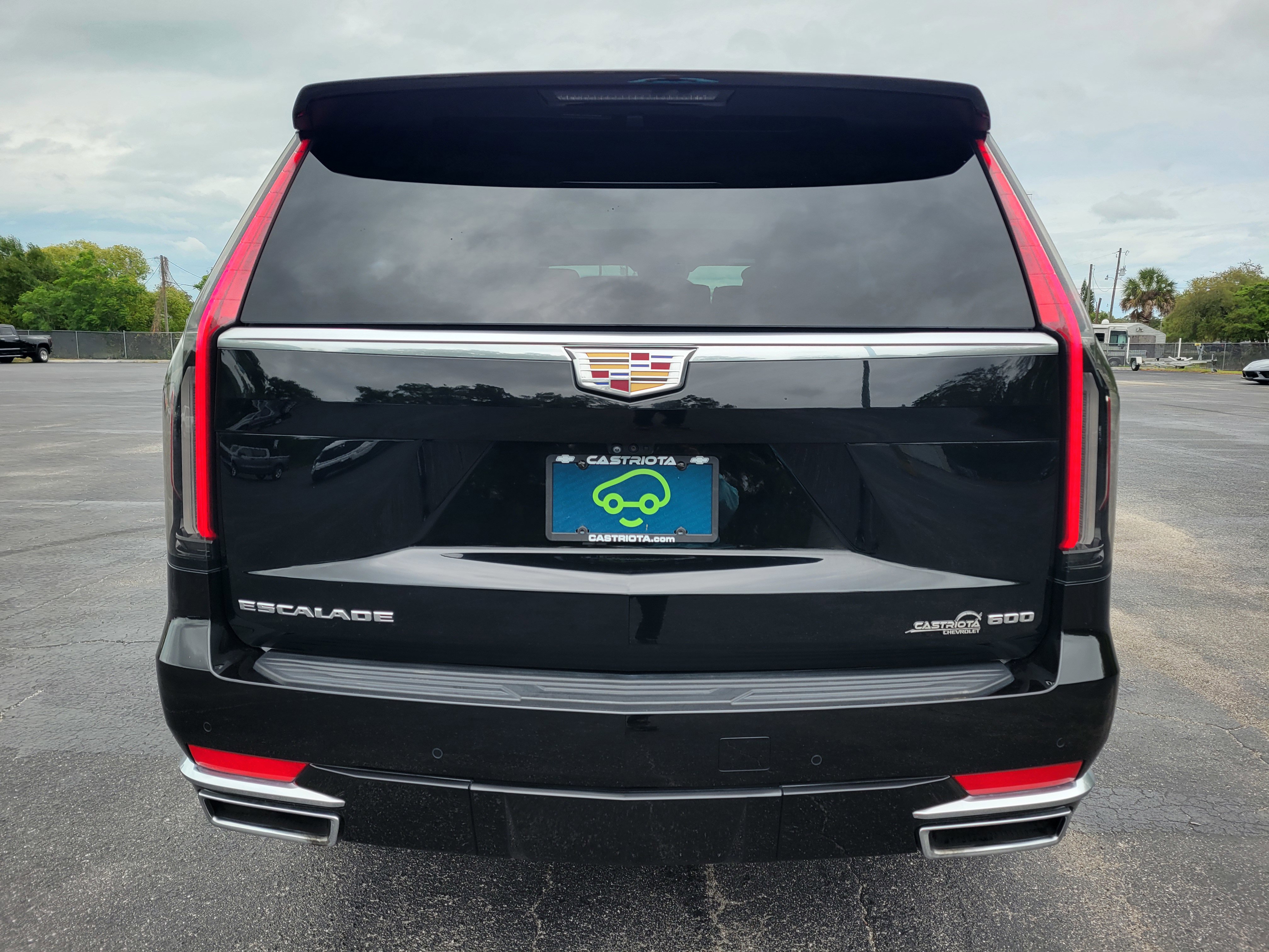 Certified 2023 Cadillac Escalade Premium Luxury AWD/4WD image 6