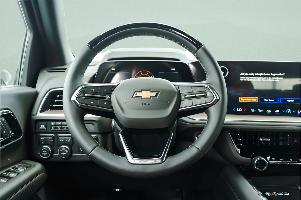 New 2026 Chevrolet Suburban High Country AWD/4WD image 9