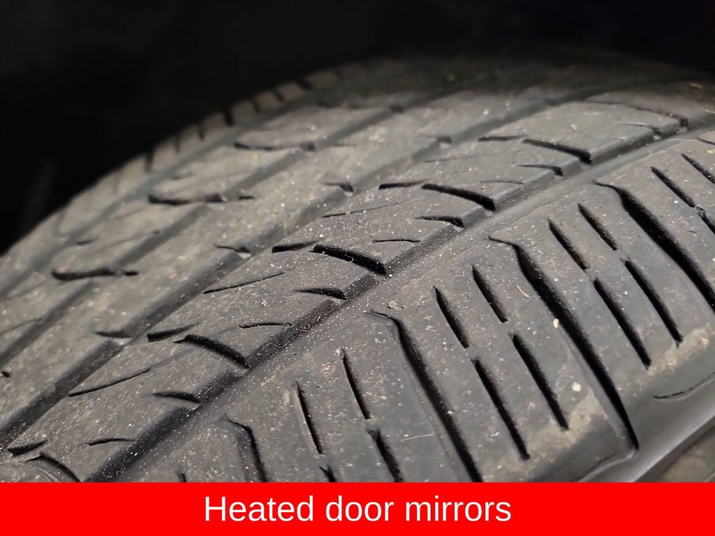 Used 2019 Toyota C-HR LE image 11