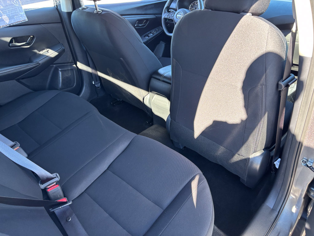 Used 2025 Nissan Sentra S FWD image 38