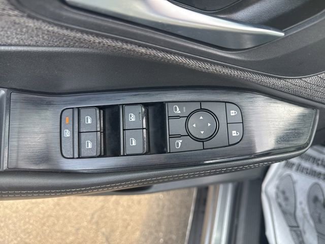 Used 2023 Nissan Rogue SV image 7