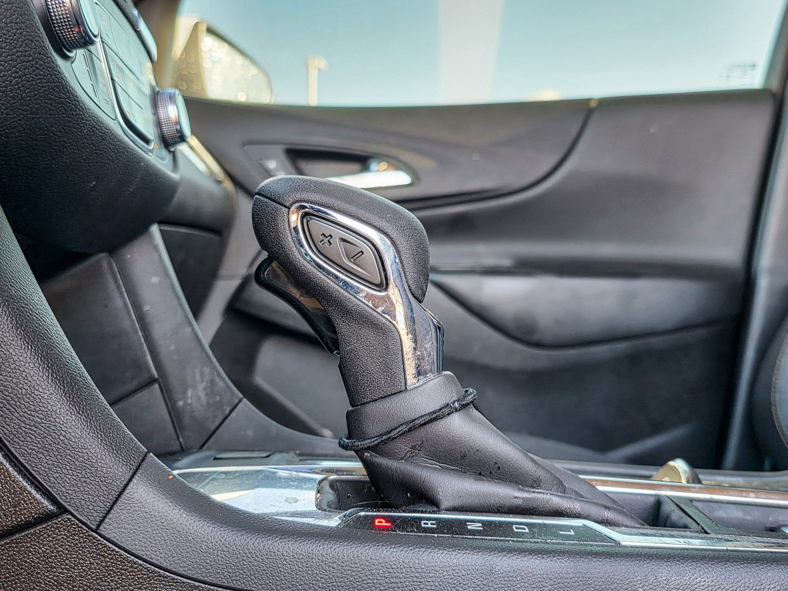 Used 2024 Chevrolet Equinox LT image 22