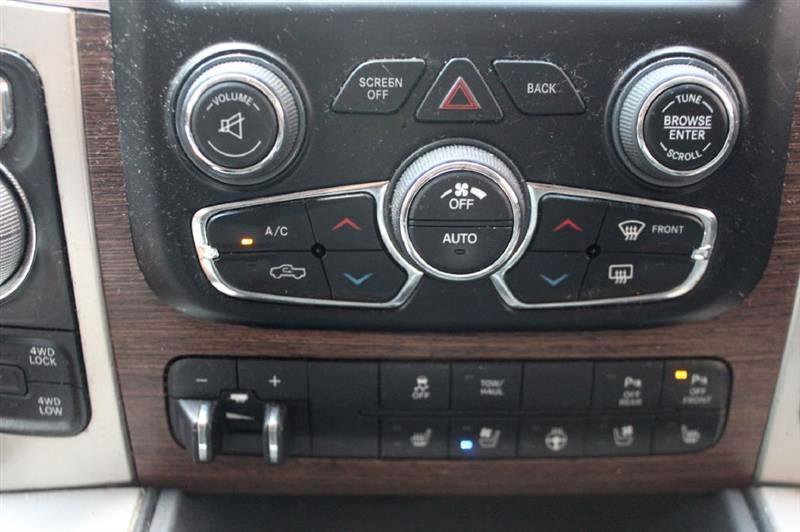 Used 2016 RAM 1500 Laramie w/ Convenience Group image 24