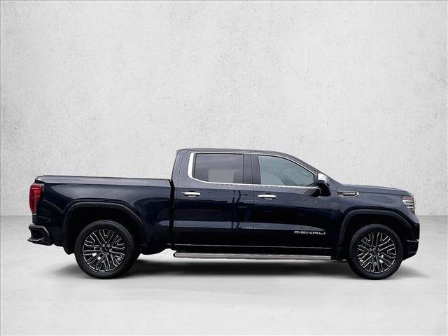 Used 2022 GMC Sierra 1500 Denali Ultimate AWD/4WD image 5