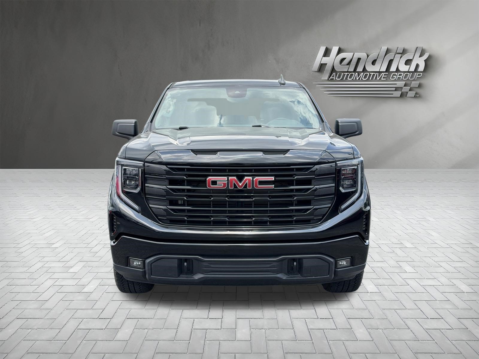 Used 2024 GMC Sierra 1500 Elevation w/ X31 Off-Road Package AWD/4WD image 3