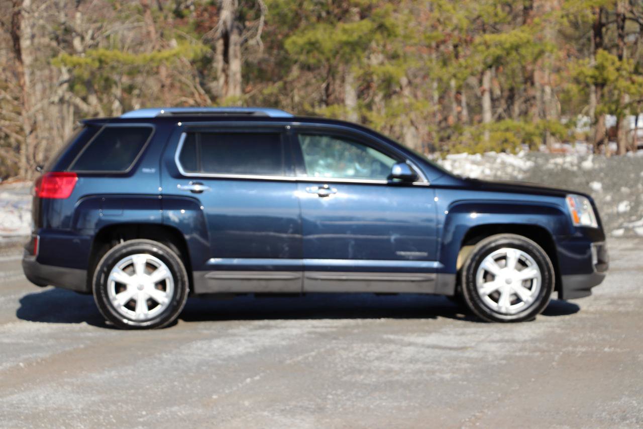 Used 2016 GMC Terrain SLT w/ Open Road Package image 2