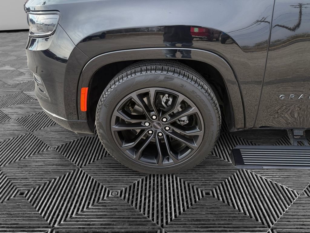 Used 2024 Jeep Grand Wagoneer Series III w/ Quick Order Packagew 28T image 14